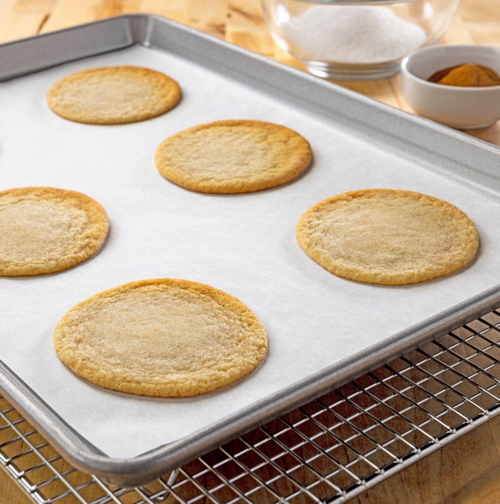 Pan with pan liner and sugar cookies